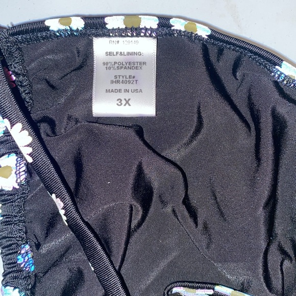 Reflective flower bikini top - Picture 3 of 4